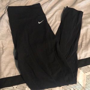 black nike leggings